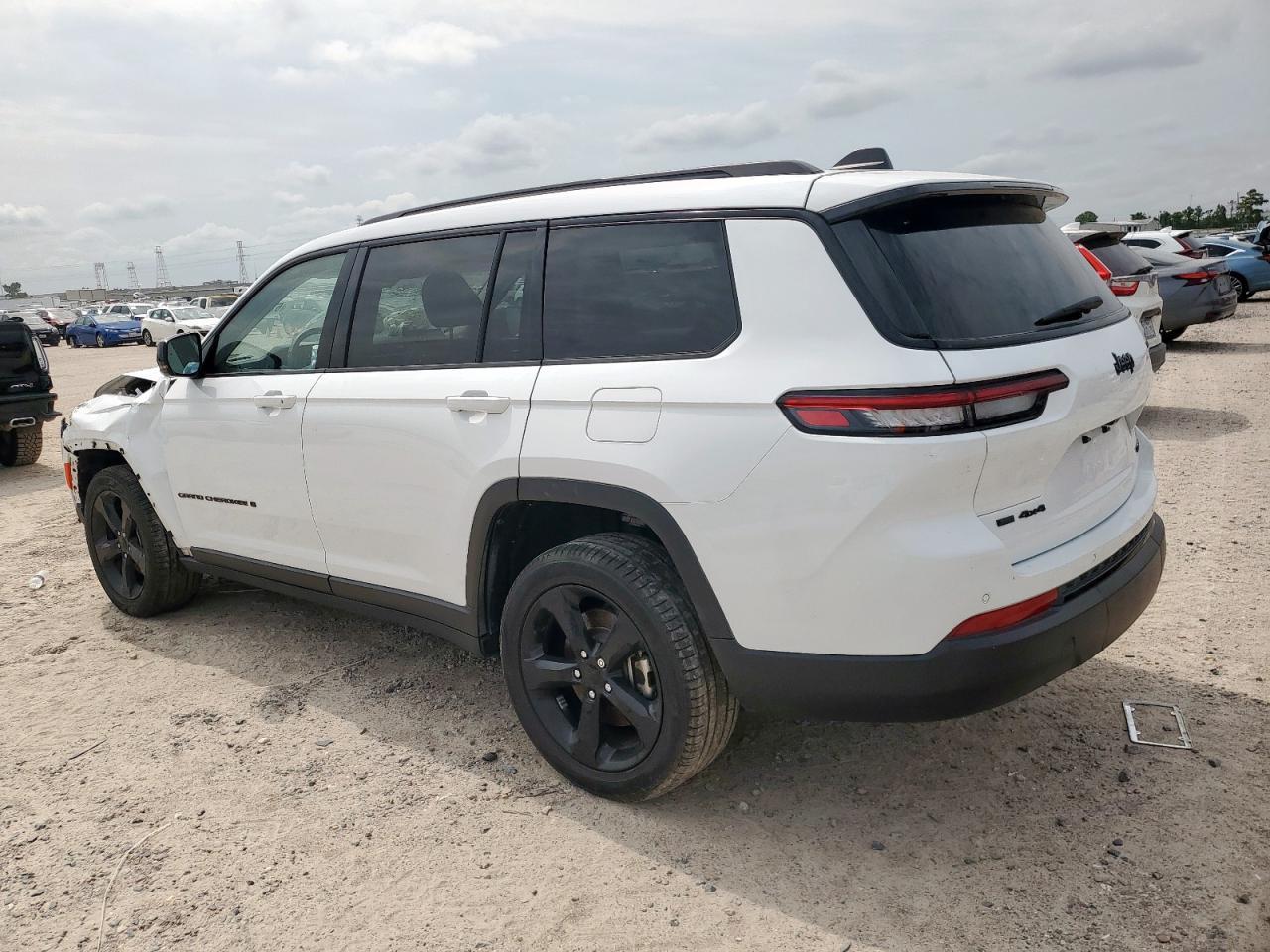 2023 Jeep Grand Cherokee L Limited - Image 2