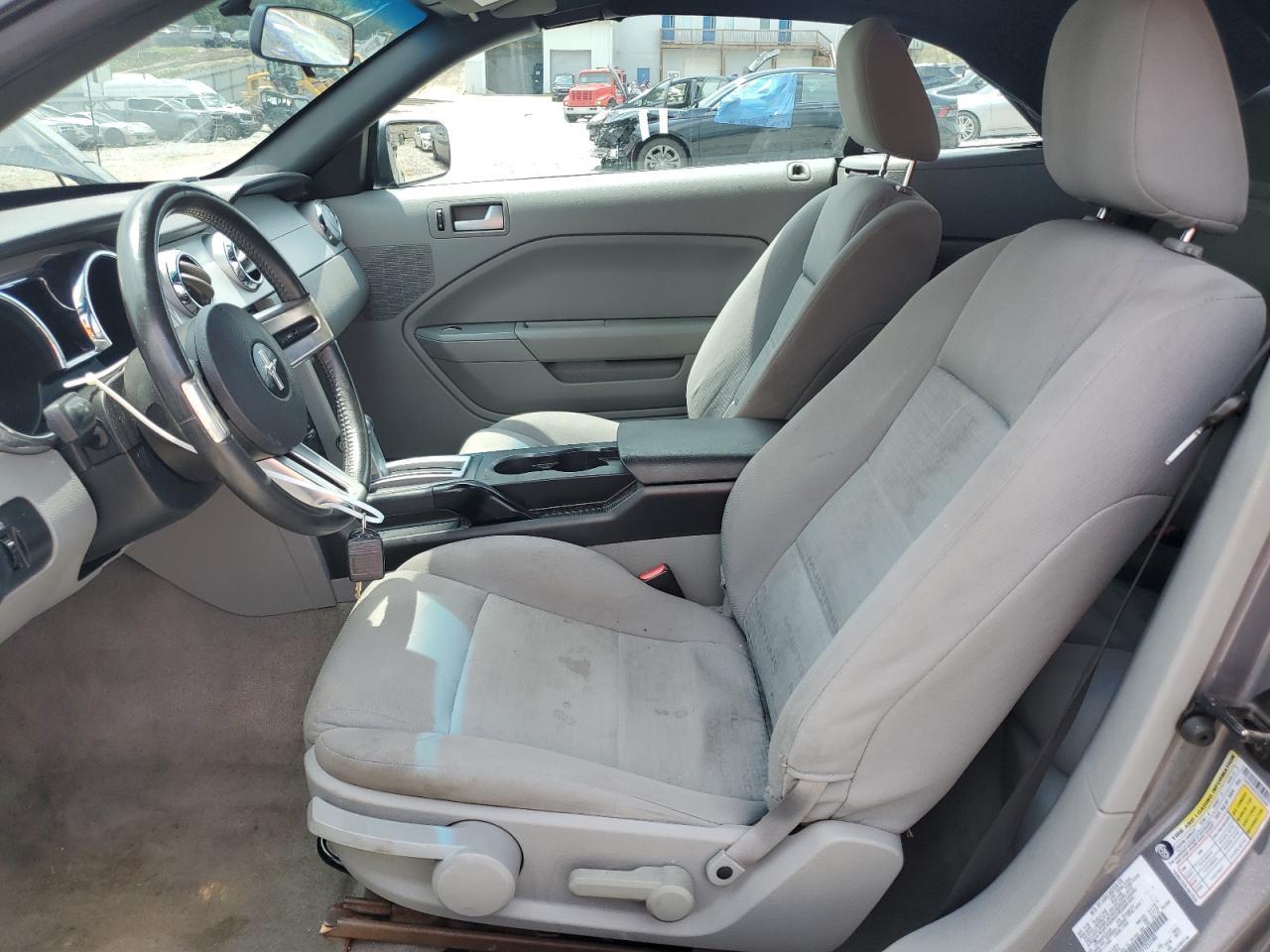 2007 Ford Mustang - Фото 7