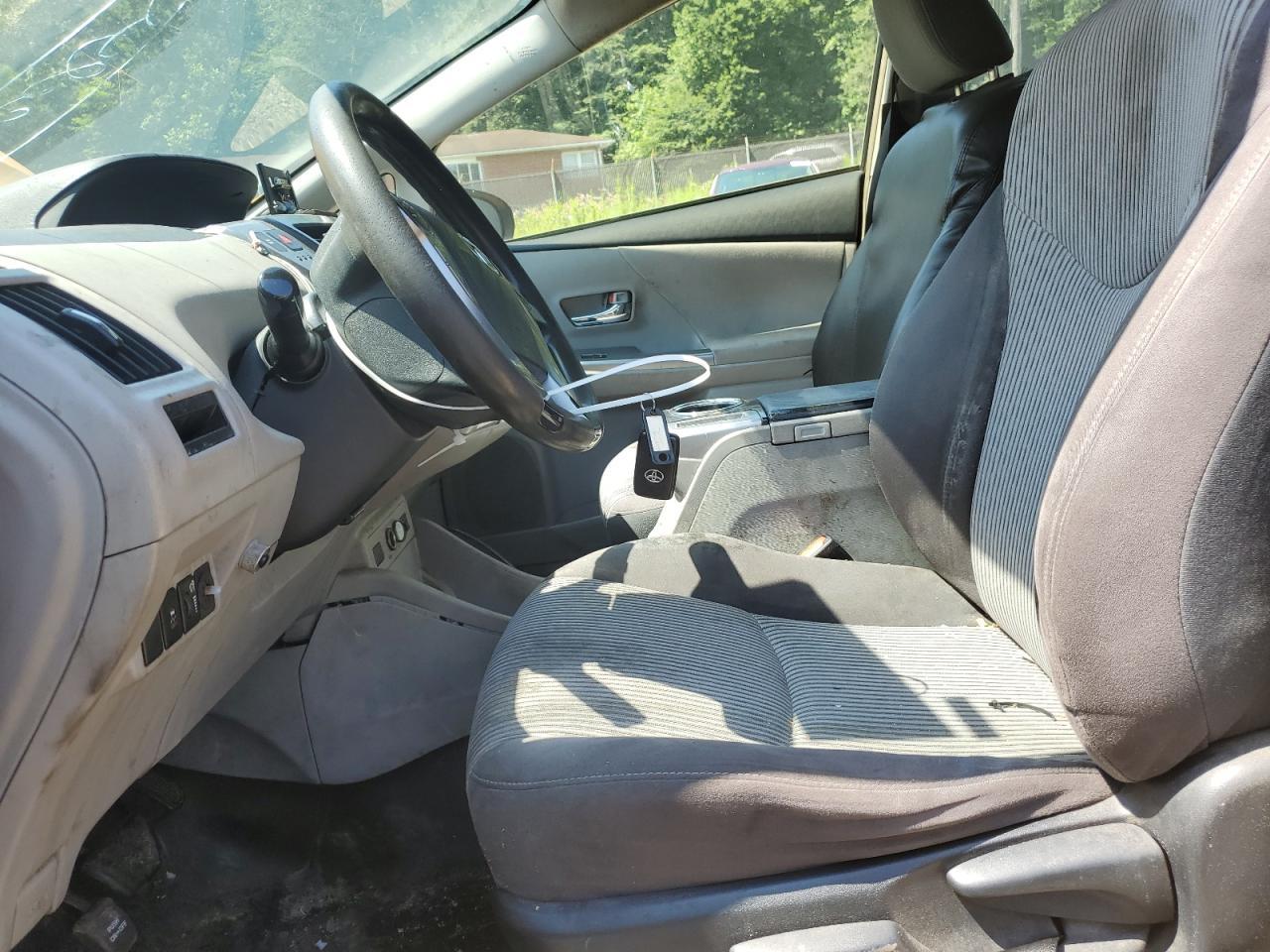 2016 Toyota Prius V - Image 7