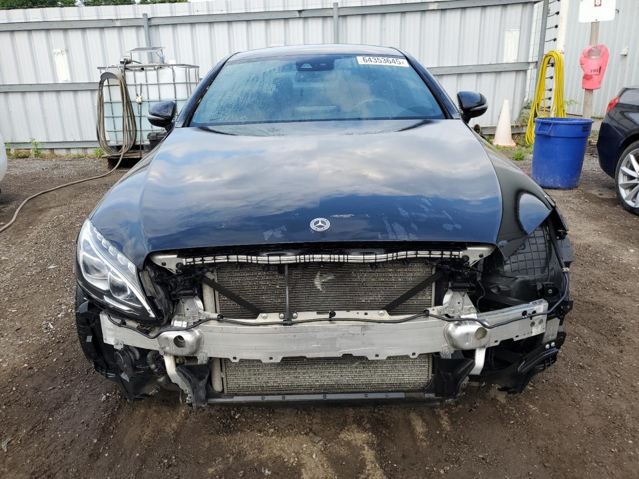 2018 Mercedes-Benz C 300 4Matic - Фото 5