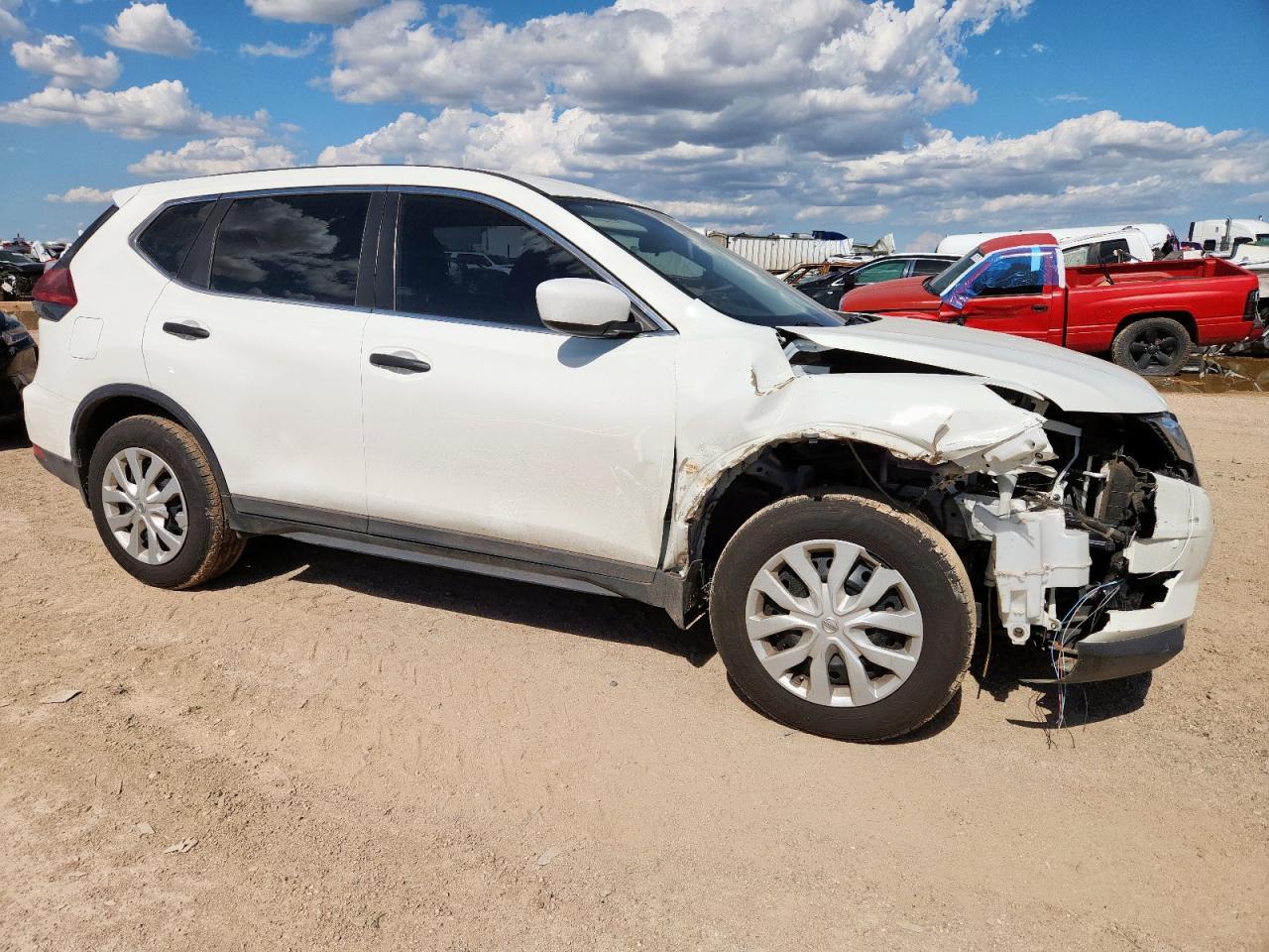 2020 Nissan Rogue S - Фото 4