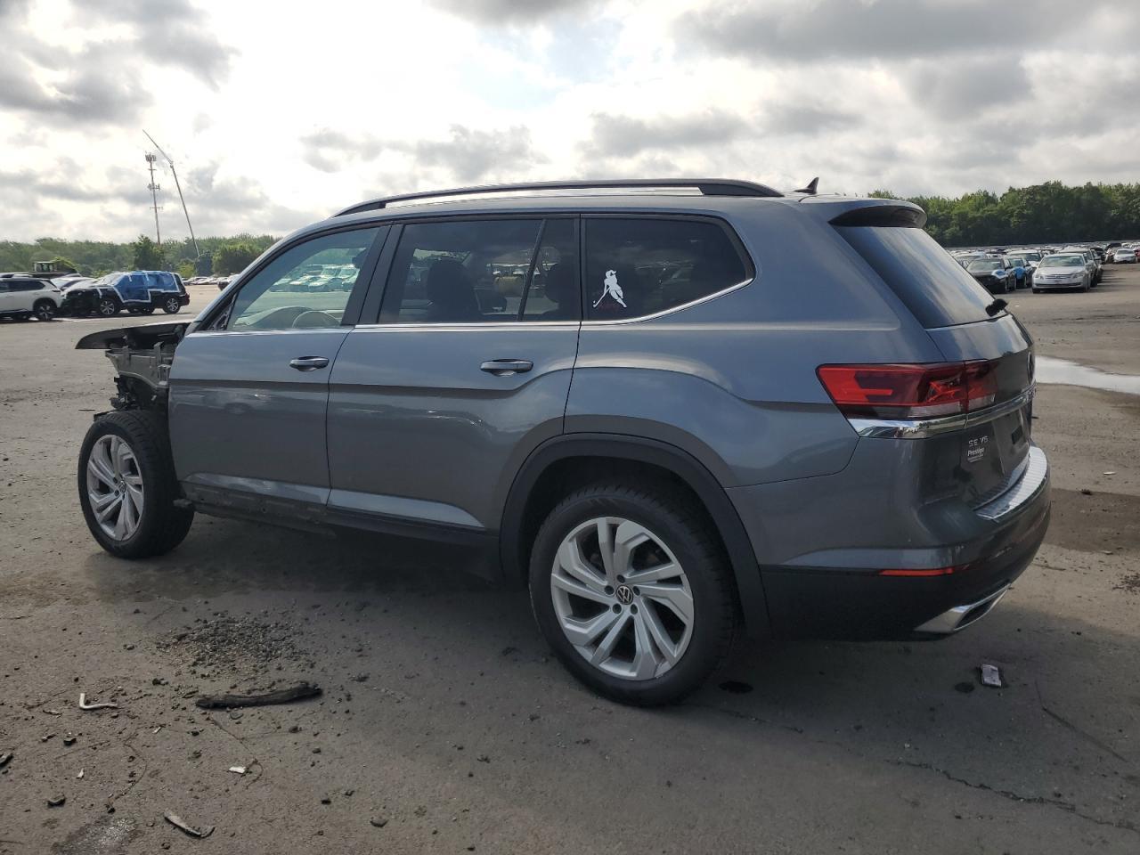 2021 Volkswagen Atlas Se - Фото 2