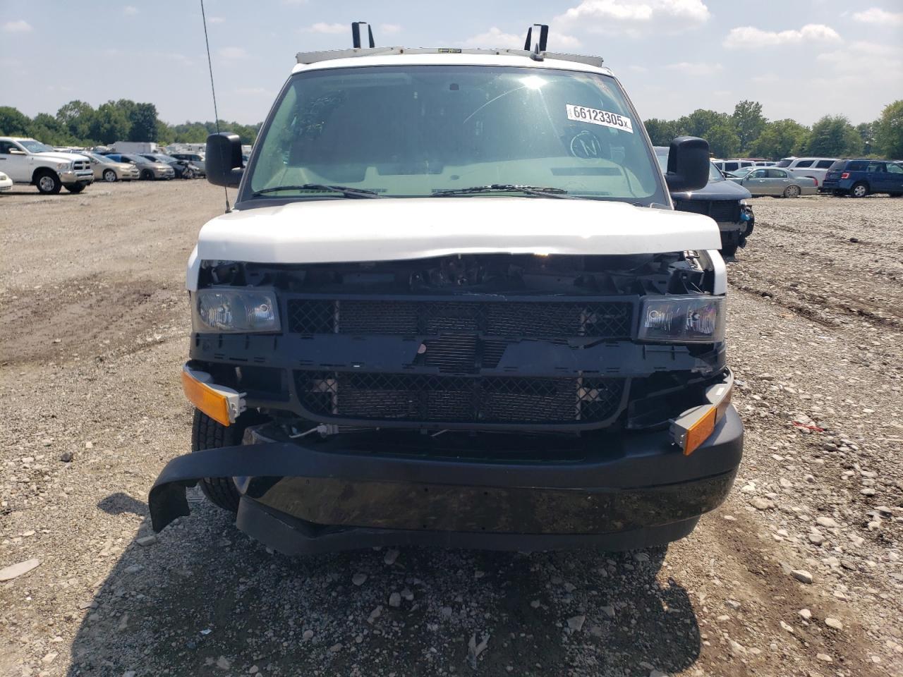 2020 Chevrolet Express G2500 - Фото 5