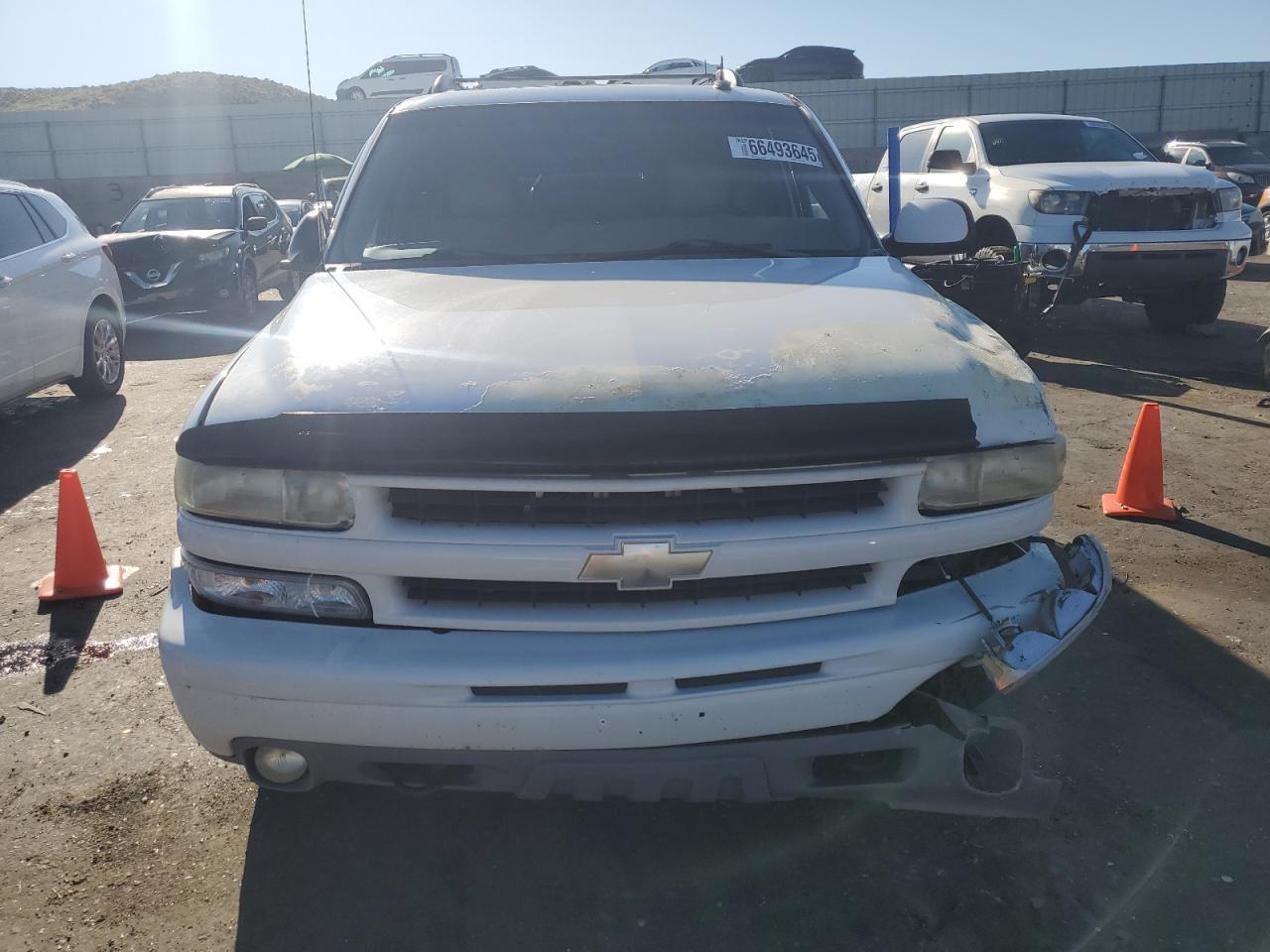 2003 Chevrolet Suburban K1500 - Image 5
