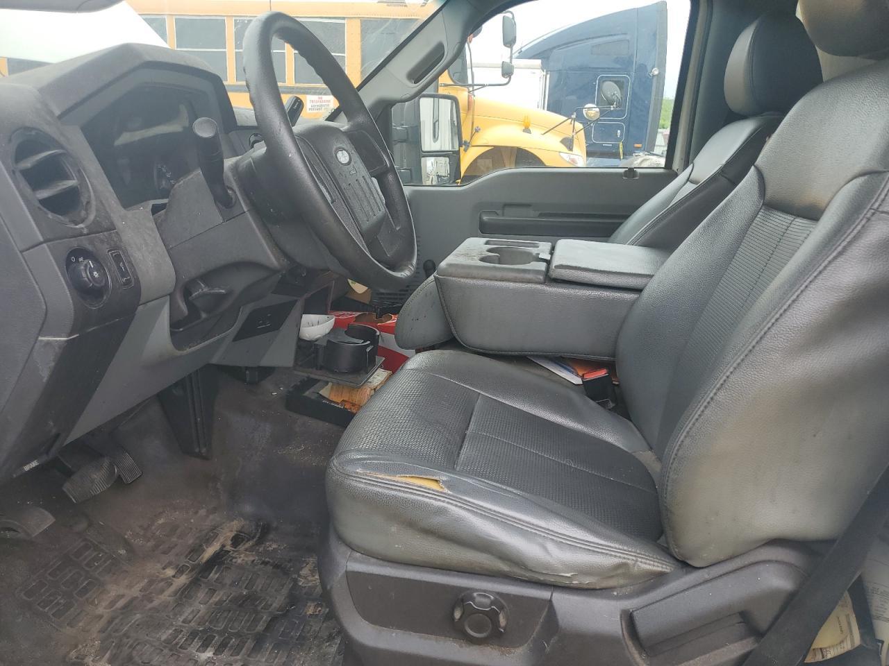 2015 Ford F450 Super Duty - Фото 7