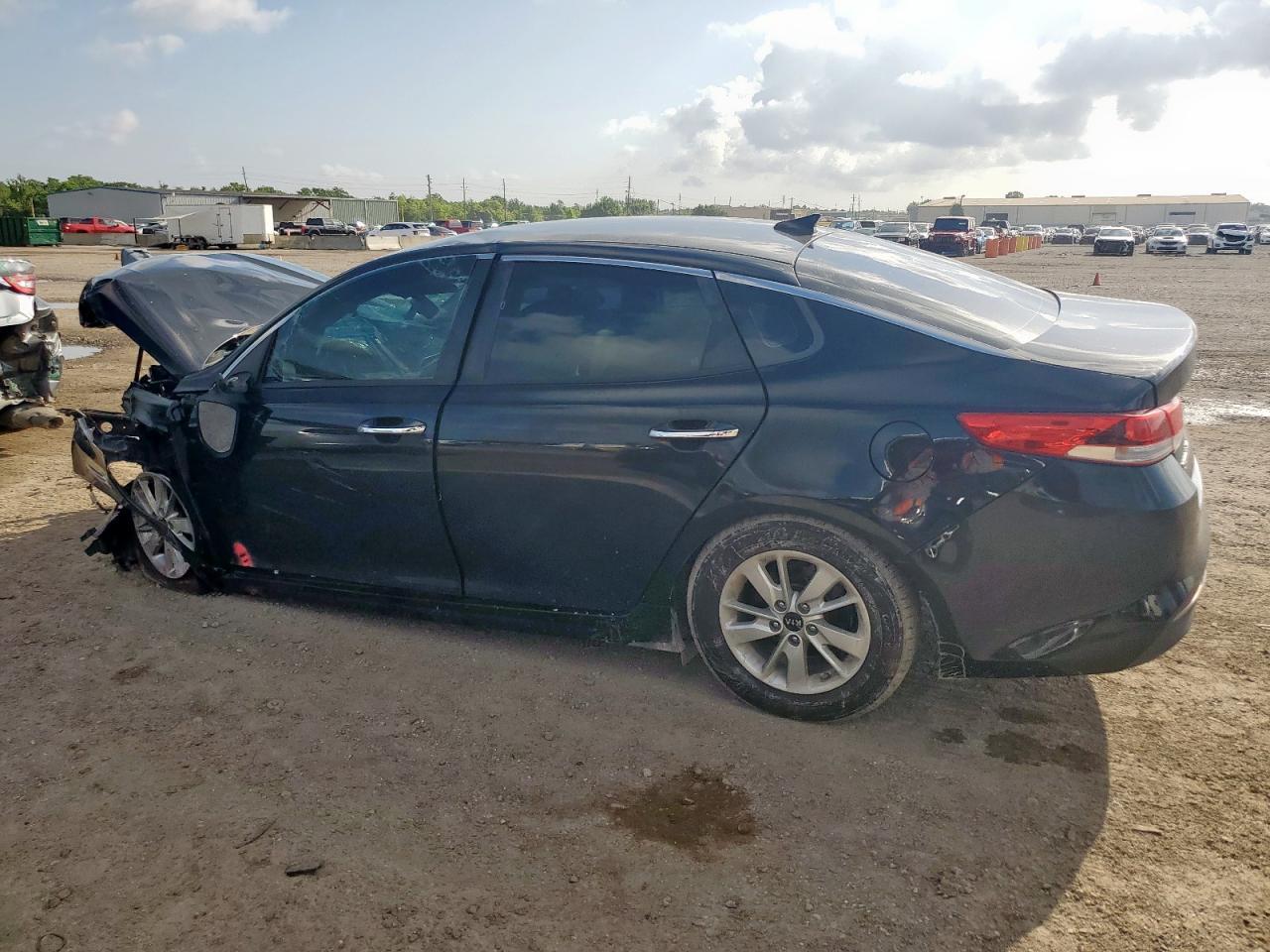 2016 Kia Optima Lx - Фото 2
