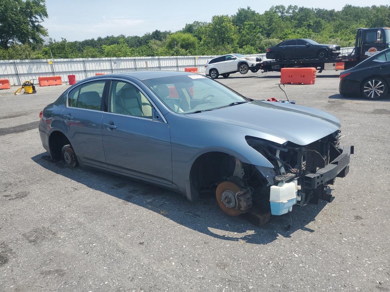 2010 Infiniti G37 - Фото 4