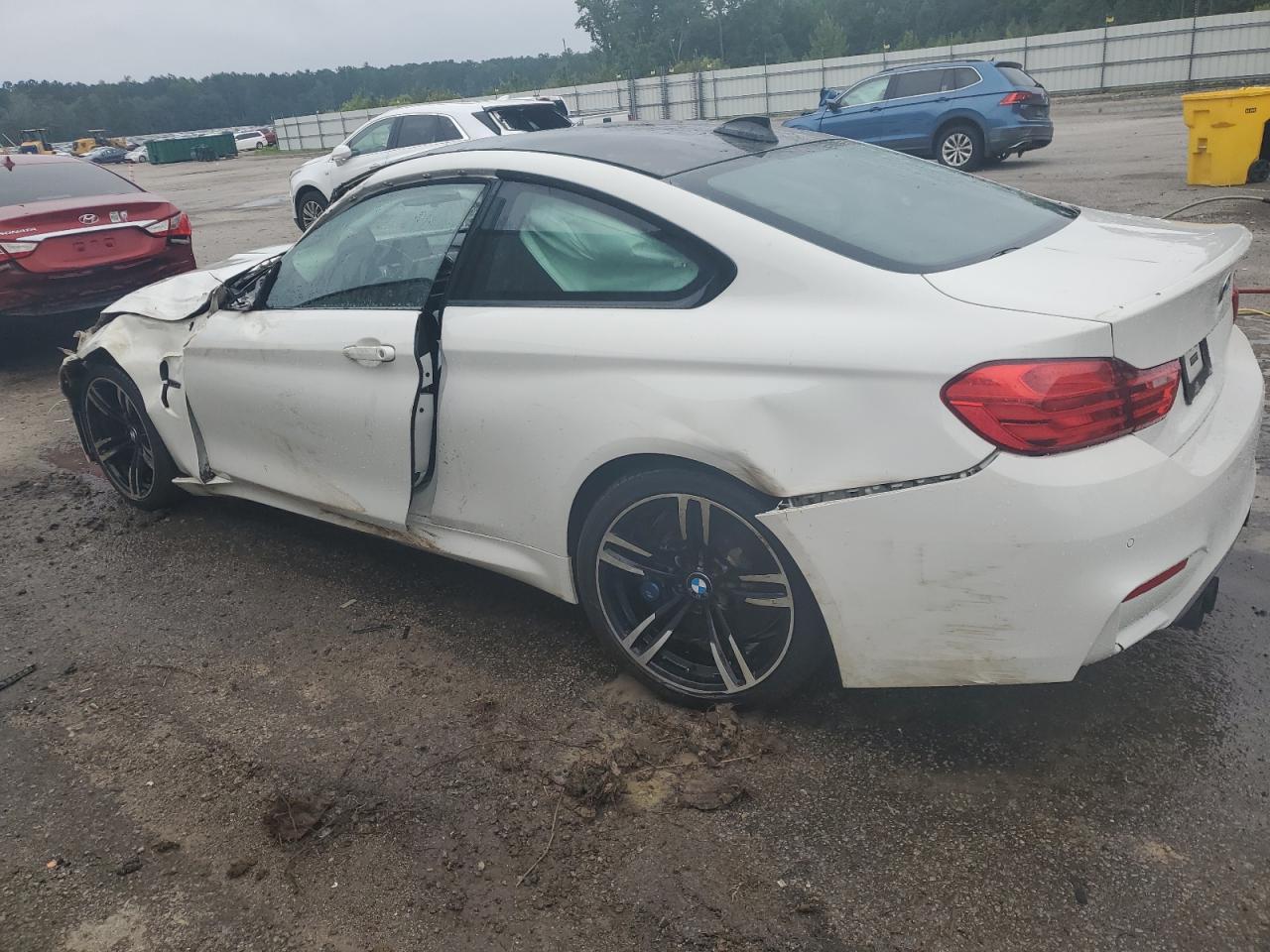 2016 BMW M4 - Фото 2