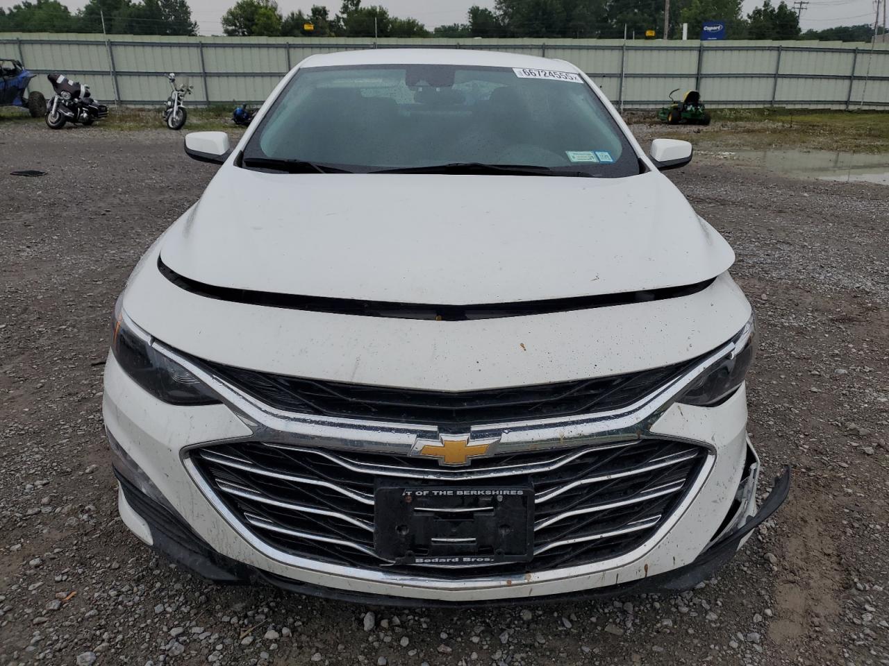 2023 Chevrolet Malibu Lt - Фото 5