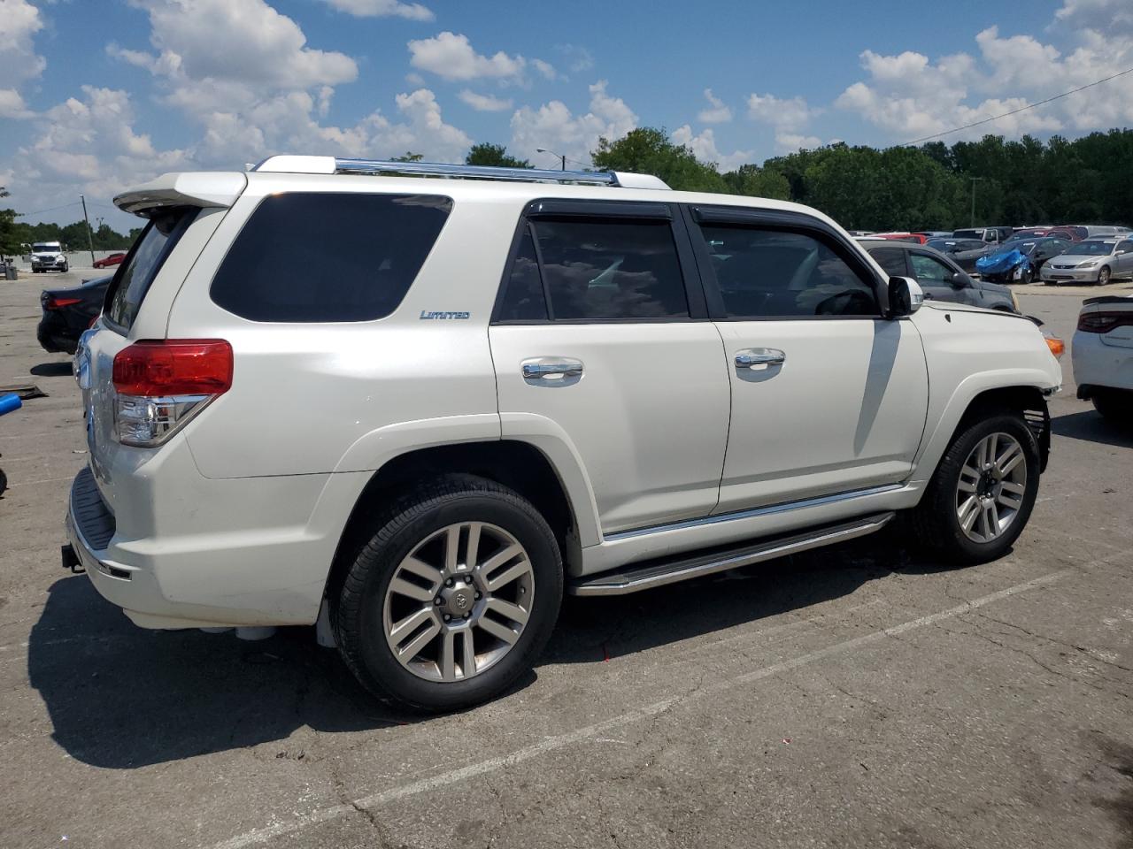 2012 Toyota 4Runner Sr5 - Фото 3