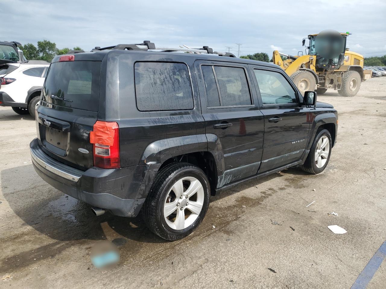 2011 Jeep Patriot Latitude - Image 3