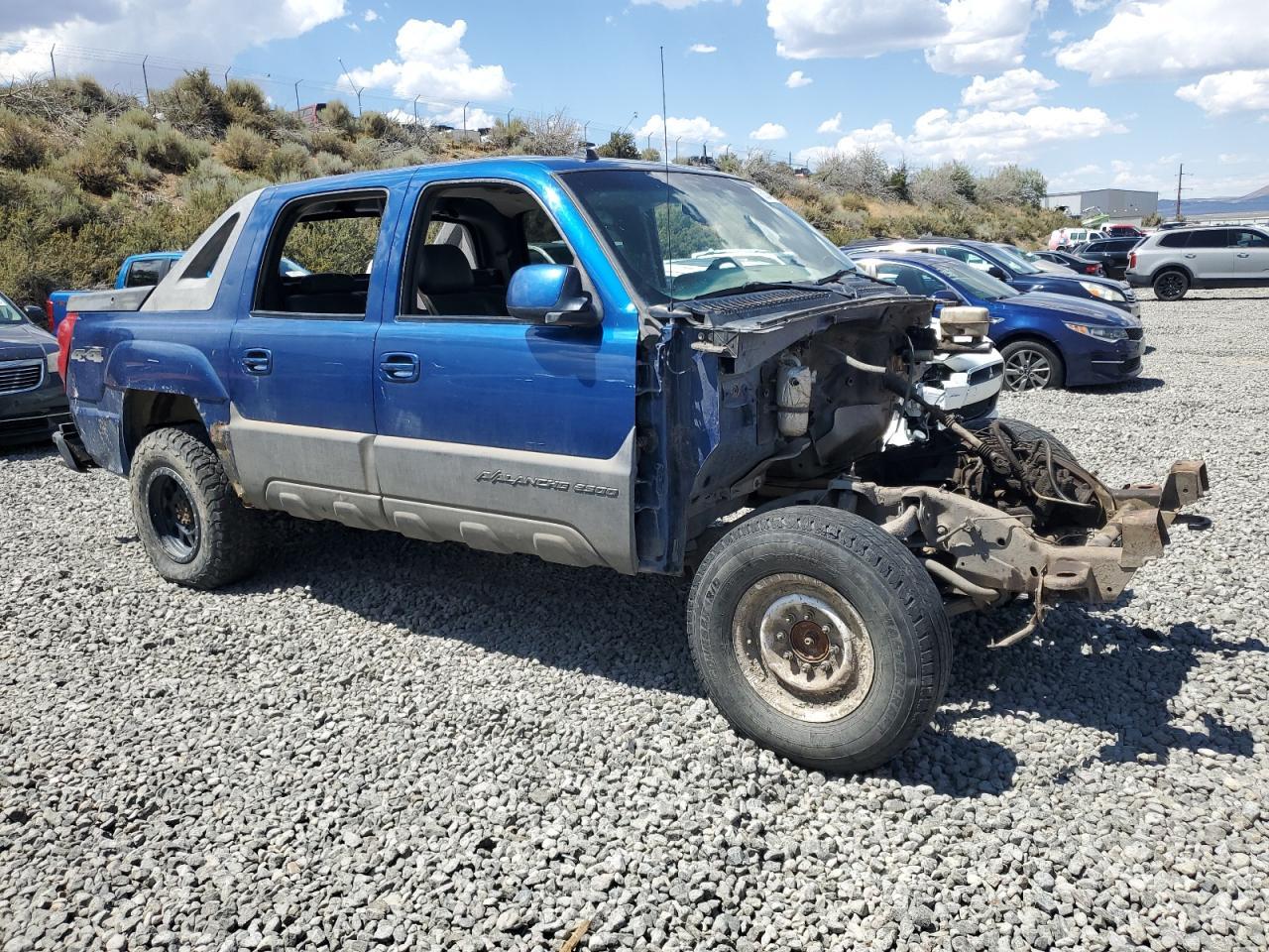 2004 Chevrolet Avalanche K2500 - Image 4