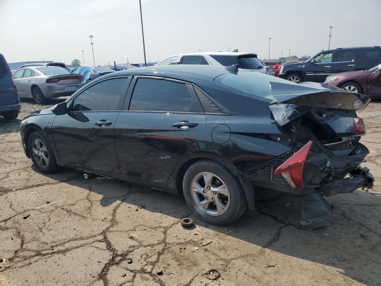 2021 Hyundai Elantra Se - Фото 2