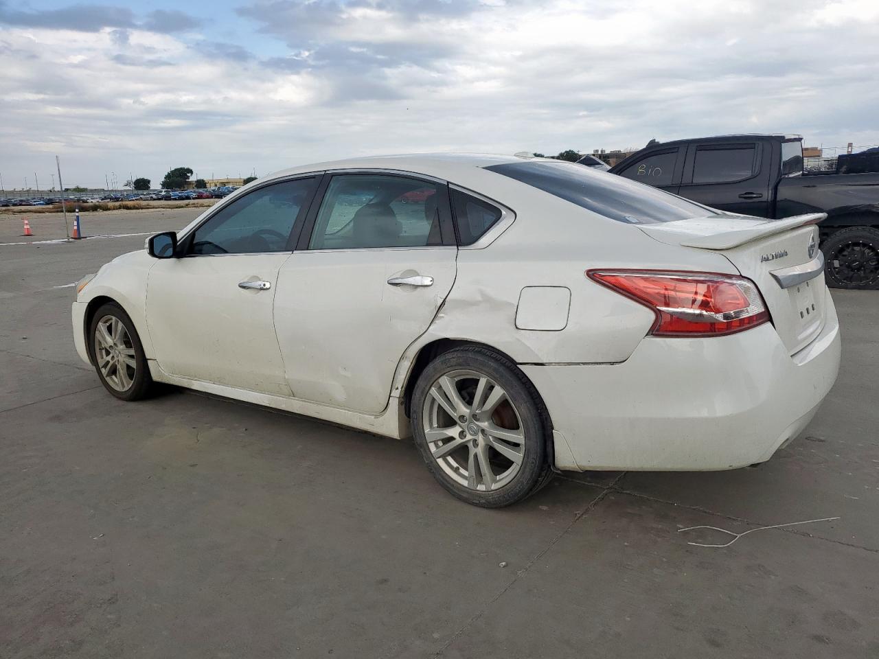 2013 Nissan Altima 3.5S - Фото 3