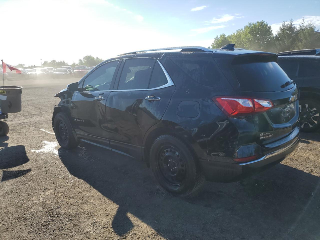 2018 Chevrolet Equinox Premier - Image 2