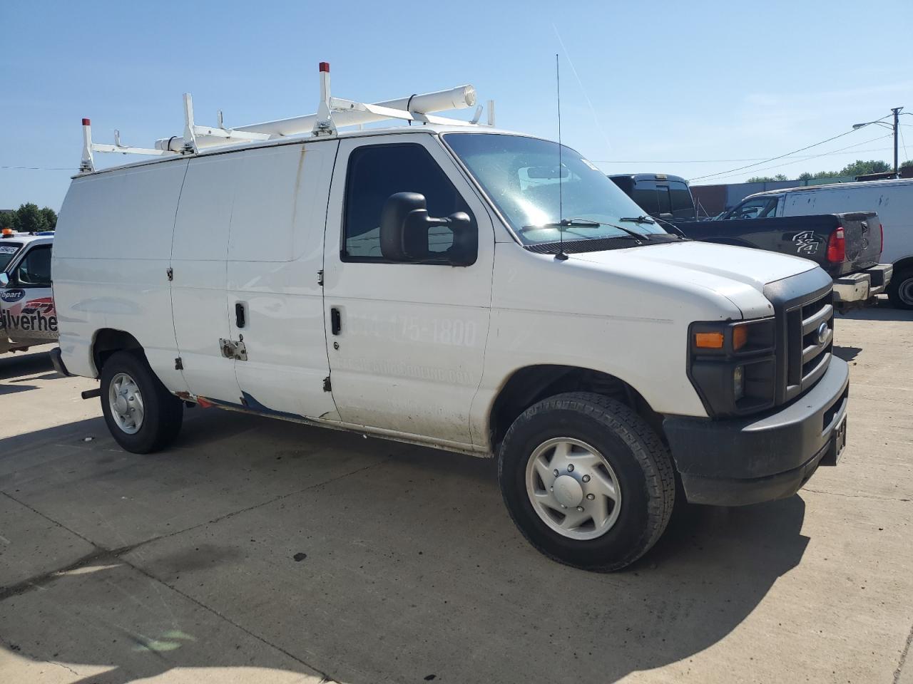 2008 Ford Econoline E250 Van - Фото 4