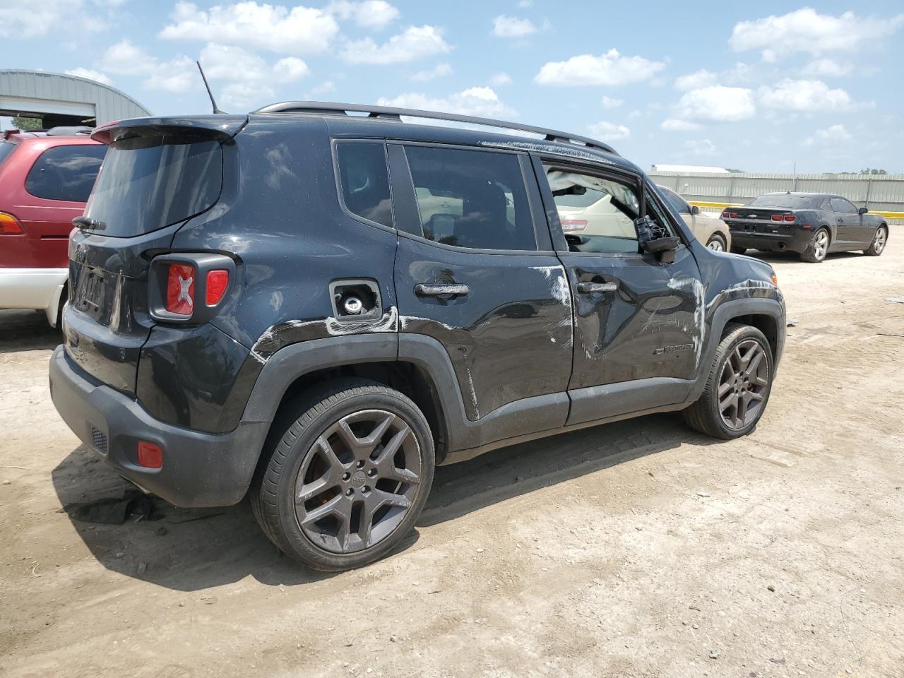 2021 Jeep Renegade Latitude - Фото 3