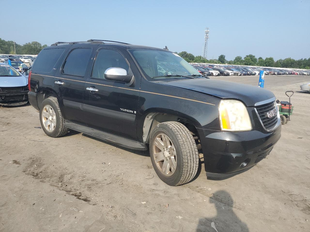 2007 GMC Yukon - Image 4