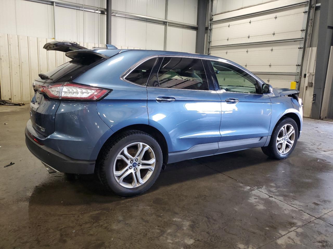 2018 Ford Edge Titanium - Image 3