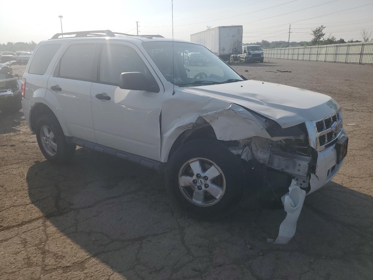 2009 Ford Escape Xlt - Image 4