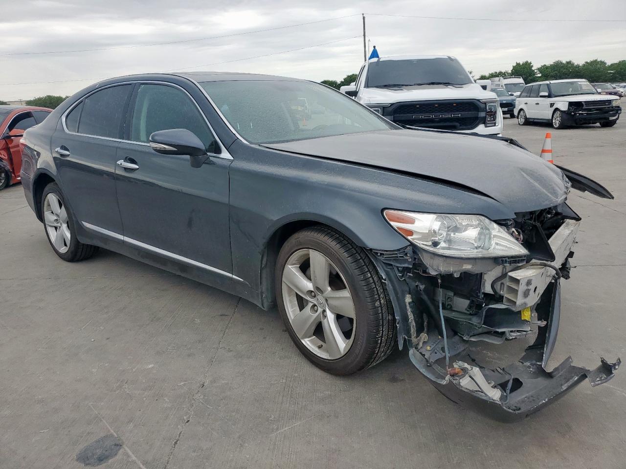 2011 Lexus Ls 460 - Image 4