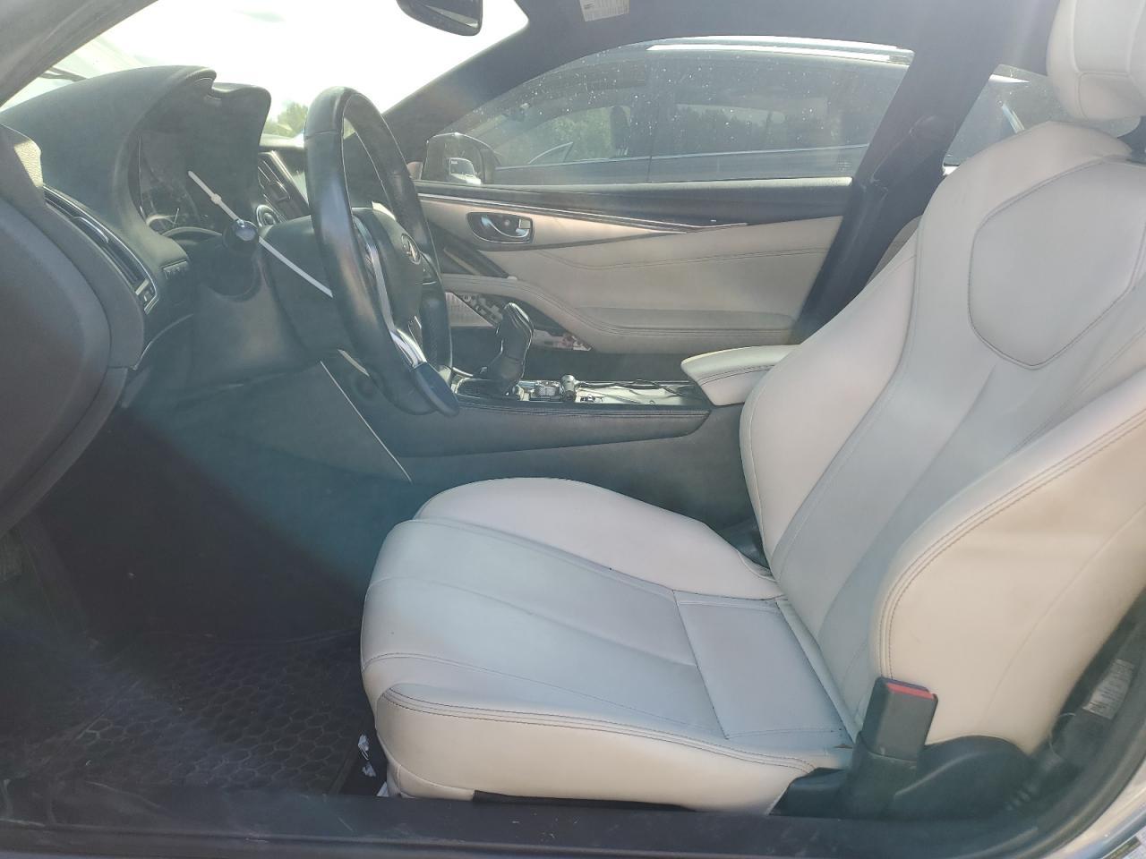 2017 Infiniti Q60 Premium - Image 7