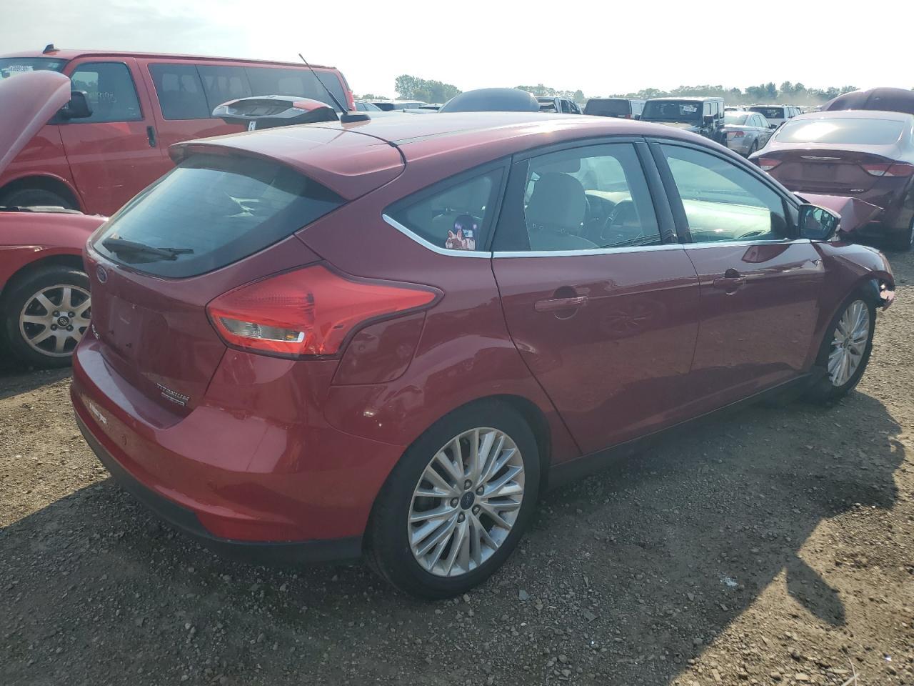2016 Ford Focus Titanium - Фото 3