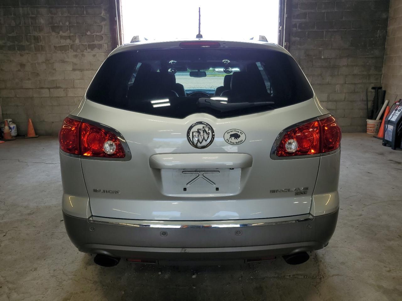 2011 Buick Enclave Cxl - Image 6