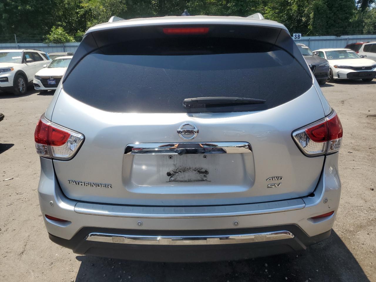 2016 Nissan Pathfinder S - Image 6