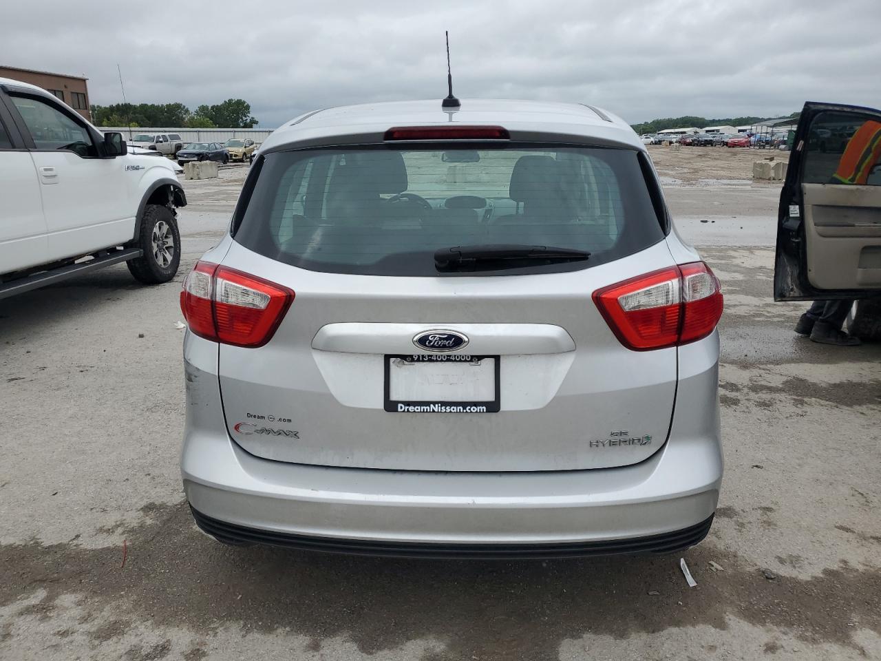 2015 Ford C-Max Se - Image 6