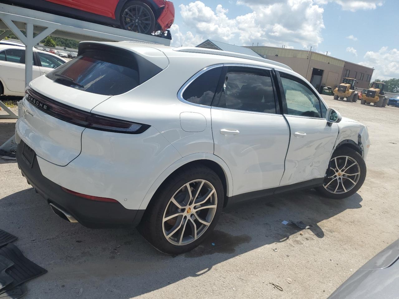 2024 Porsche Cayenne - Фото 3