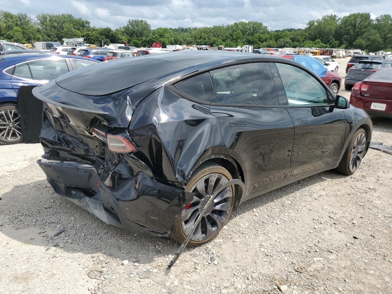 2024 Tesla Model Y - Image 3
