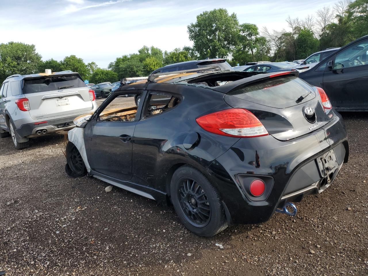 2013 Hyundai Veloster Turbo - Image 2