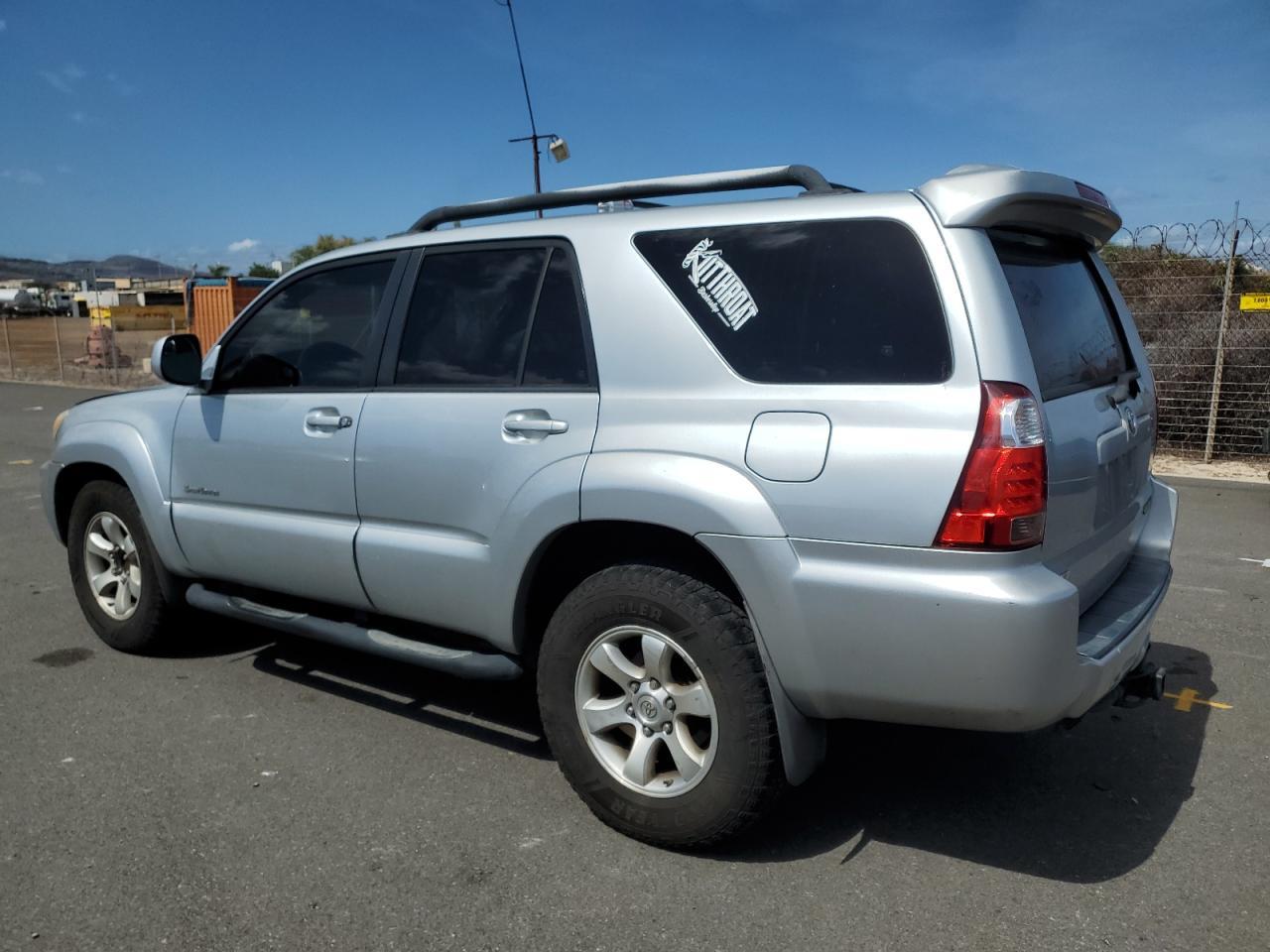 2007 Toyota 4Runner Sr5 - Image 2
