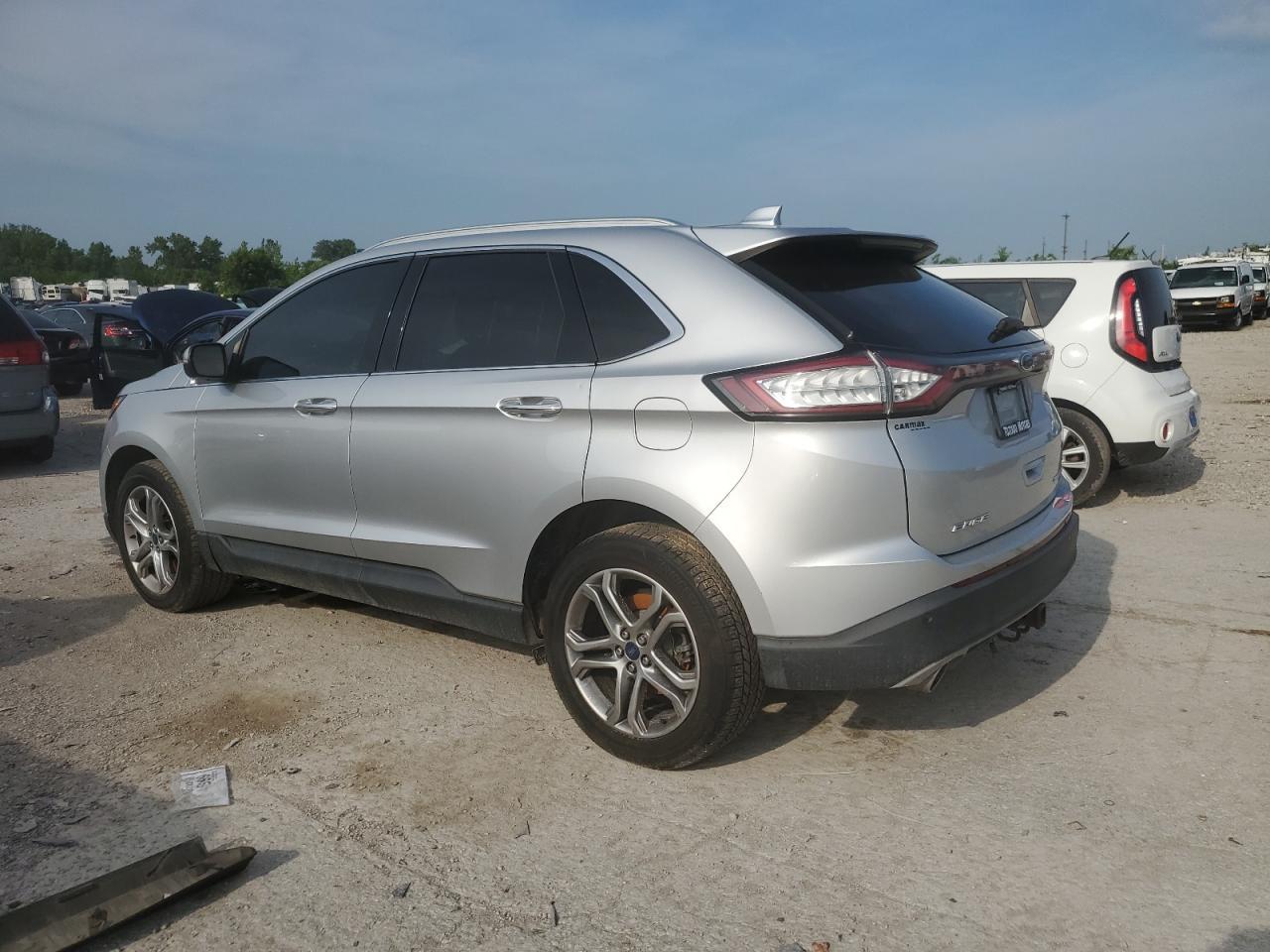 2015 Ford Edge Titanium - Фото 3