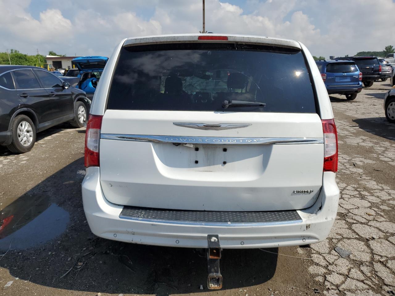 2014 Chrysler Town & Country Limited - Фото 6