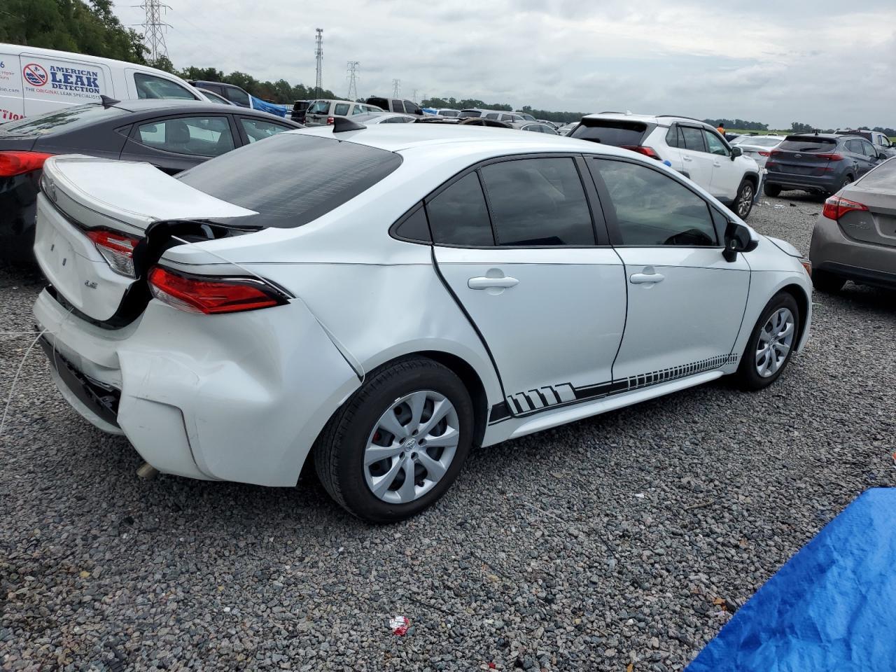 2022 Toyota Corolla Le - Фото 3