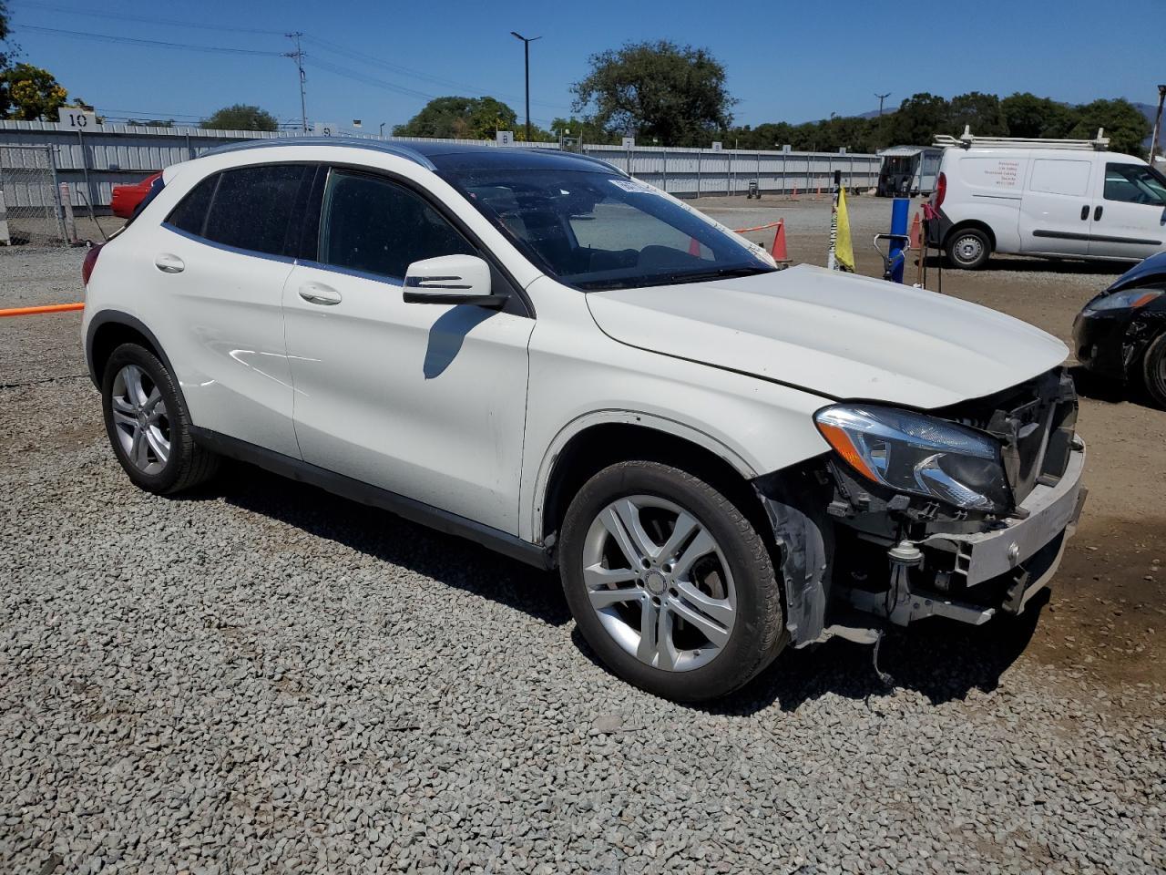 2016 Mercedes-Benz Gla 250 - Фото 4
