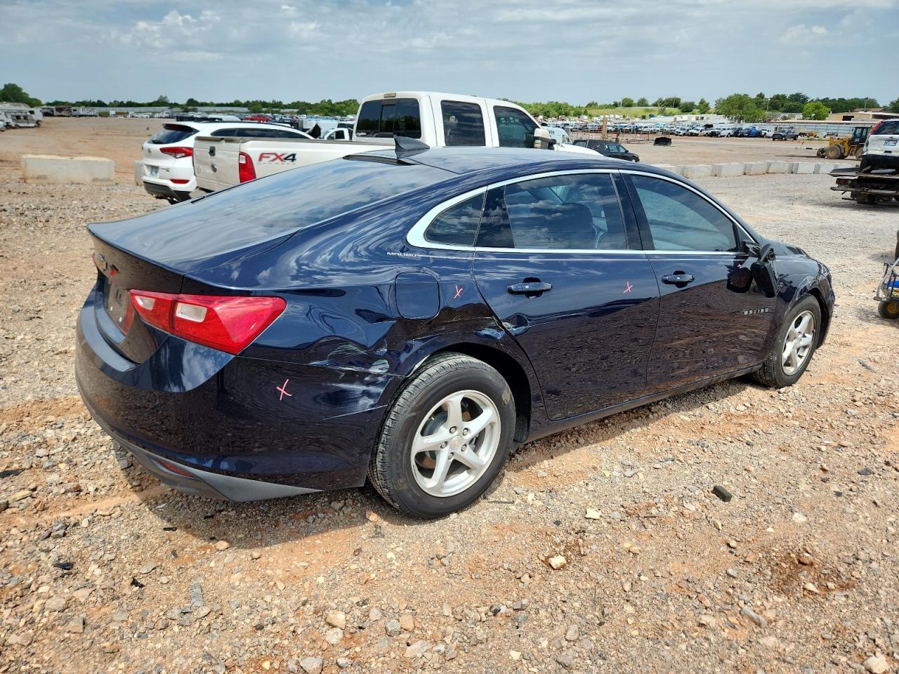 2018 Chevrolet Malibu Ls - Фото 3