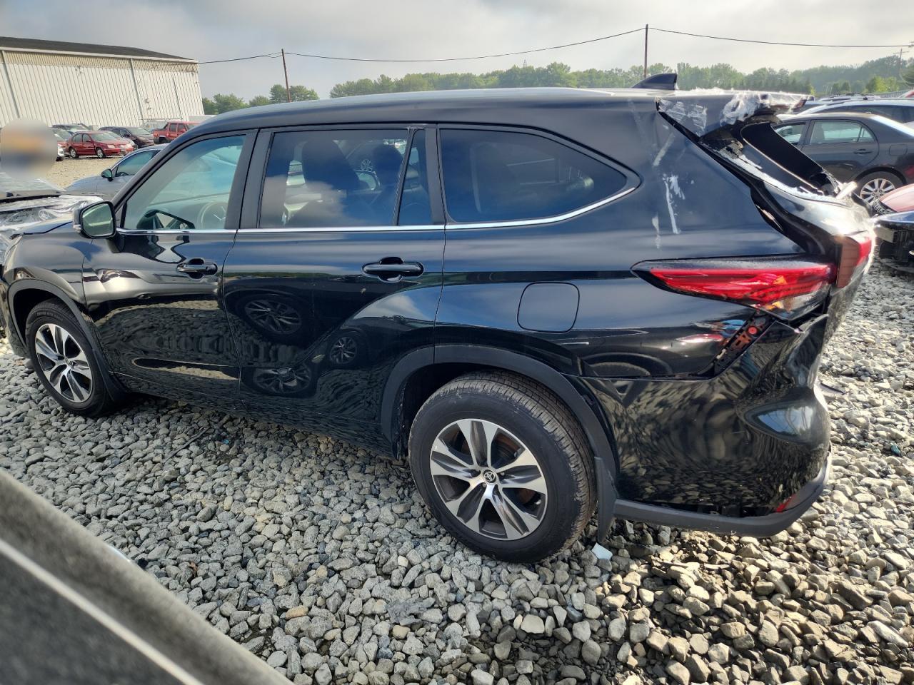2023 Toyota Highlander L - Фото 2