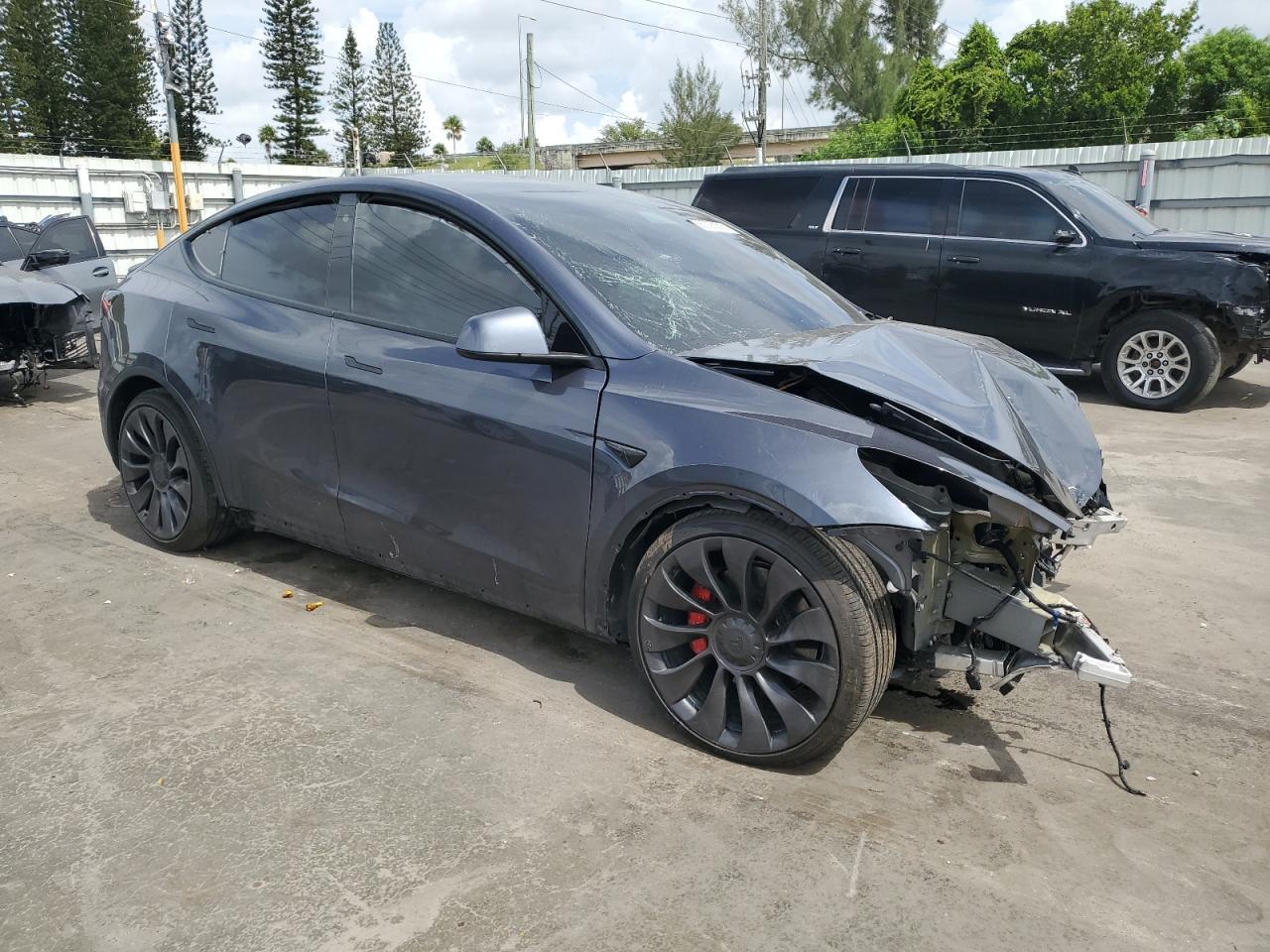 2022 Tesla Model Y - Image 7