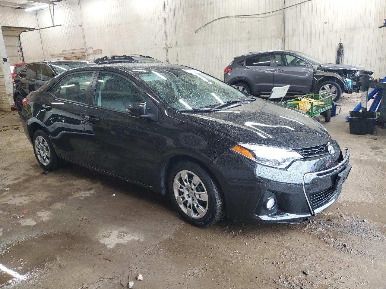 2014 Toyota Corolla L - Фото 4