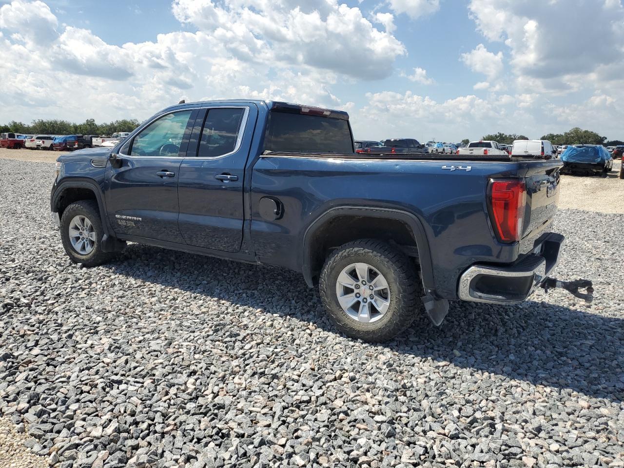 2020 GMC Sierra K1500 Sle - Фото 2