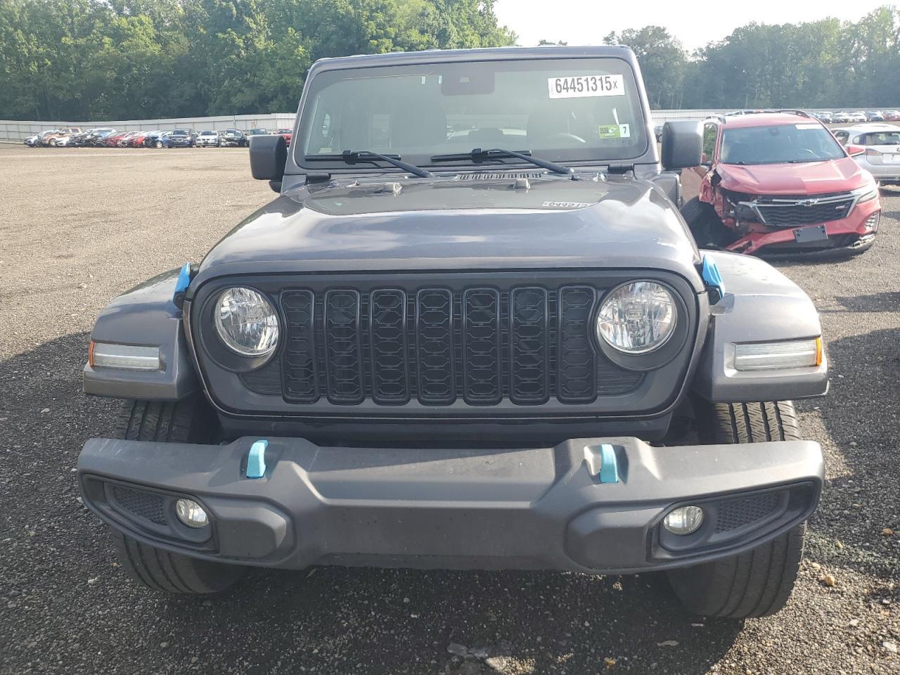 2024 Jeep Wrangler 4Xe - Image 5