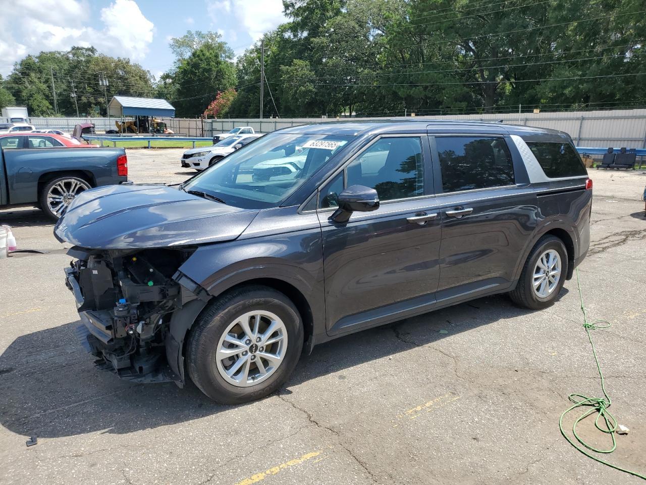 2023 Kia Carnival Lx