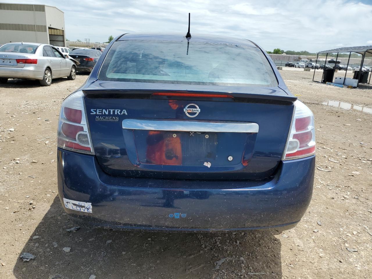2011 Nissan Sentra 2.0 - Image 6