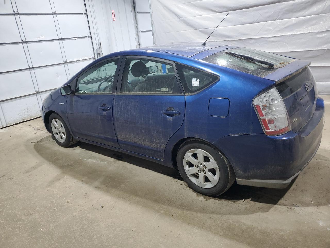 2009 Toyota Prius - Image 2