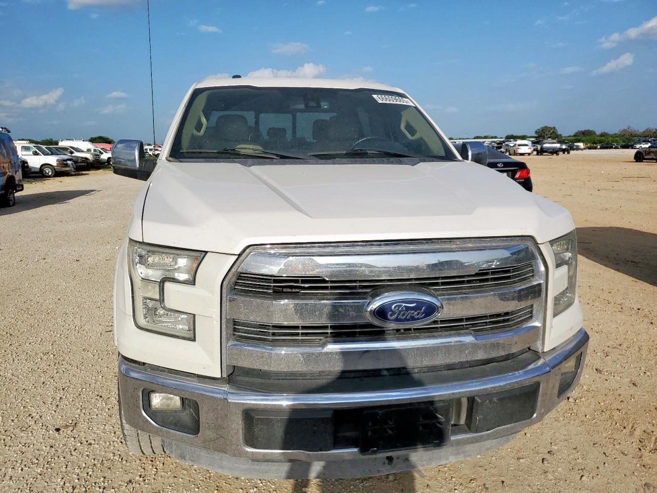 2015 Ford F150 Supercrew - Фото 5