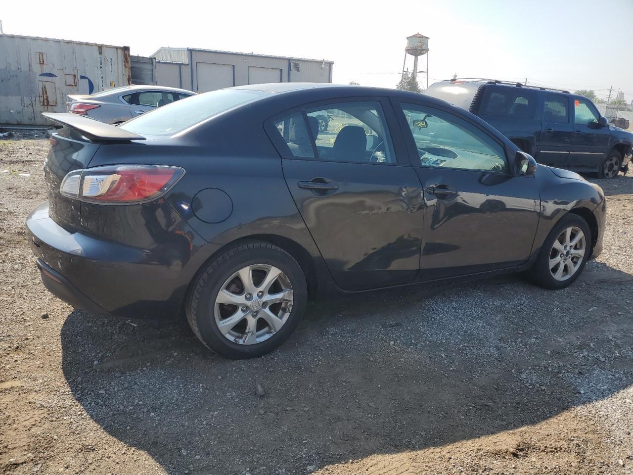 2010 Mazda 3 I - Image 3