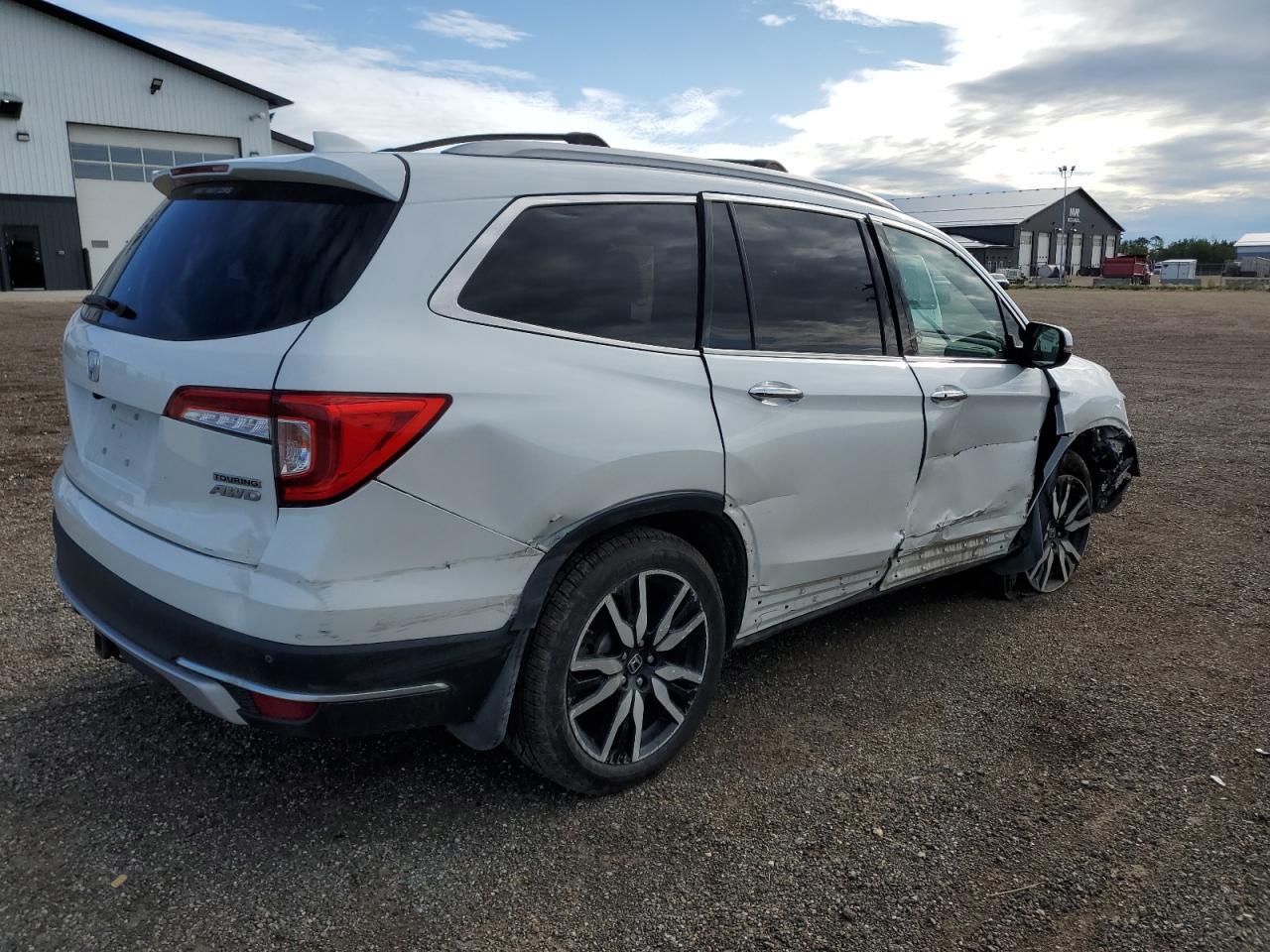 2020 Honda Pilot Touring - Фото 3